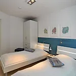 Linden-palais 29 公寓 海利根达姆